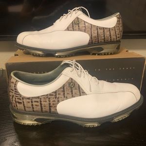 Foot joy men’s golf shoes size 11.5 FJ opti flex 2